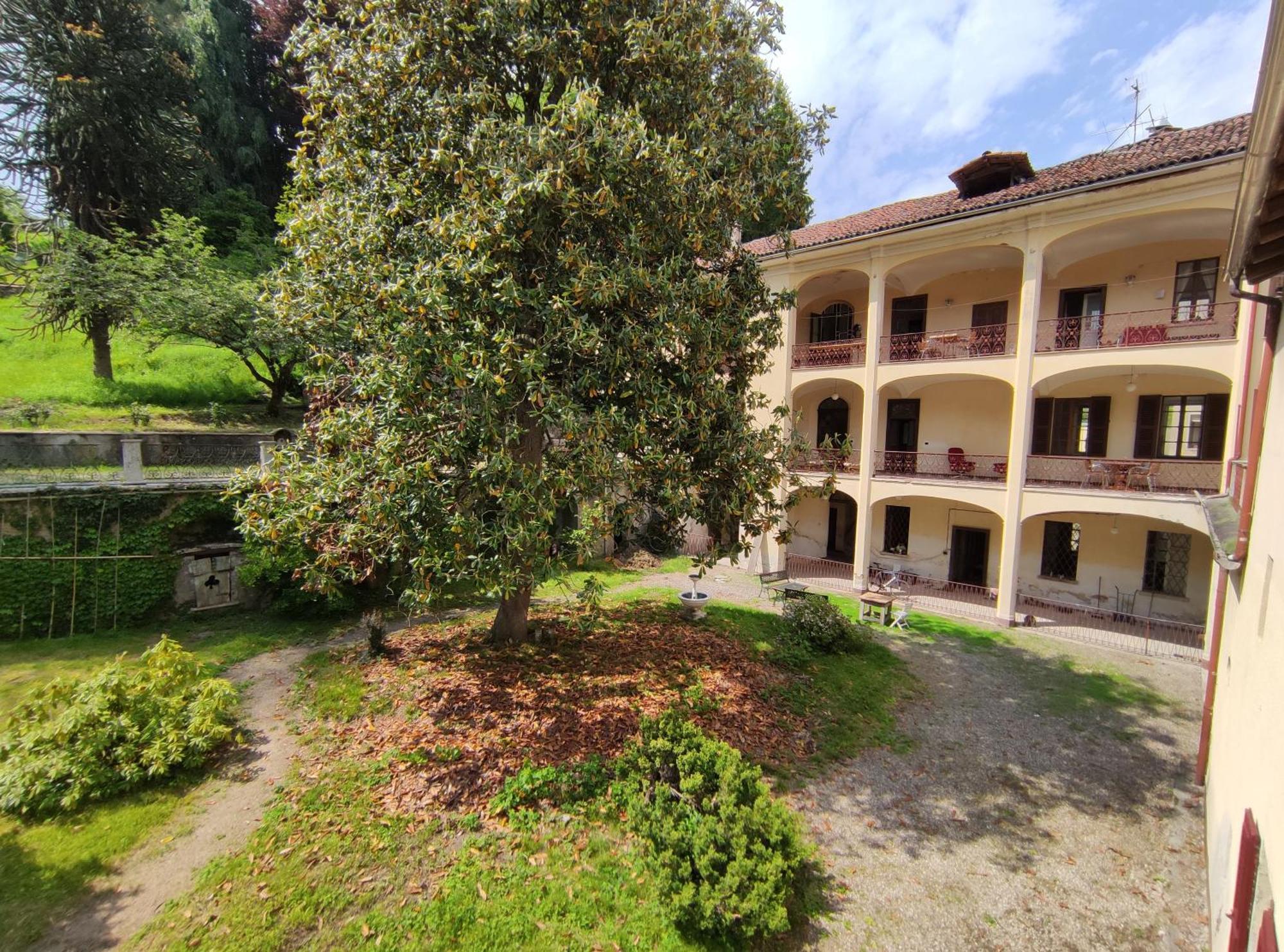 Casa Valduggia Bed & Breakfast Exterior foto